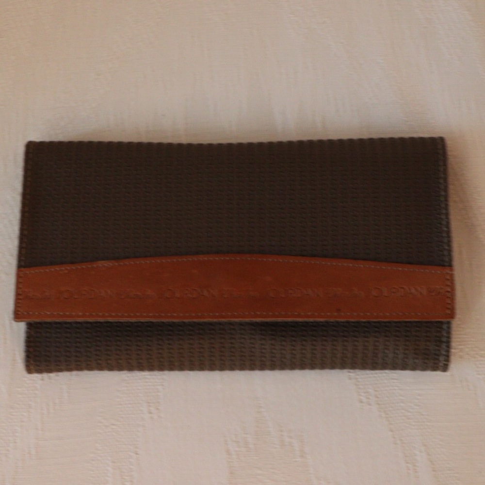 Charles Jourdan Actif Paris Wallet